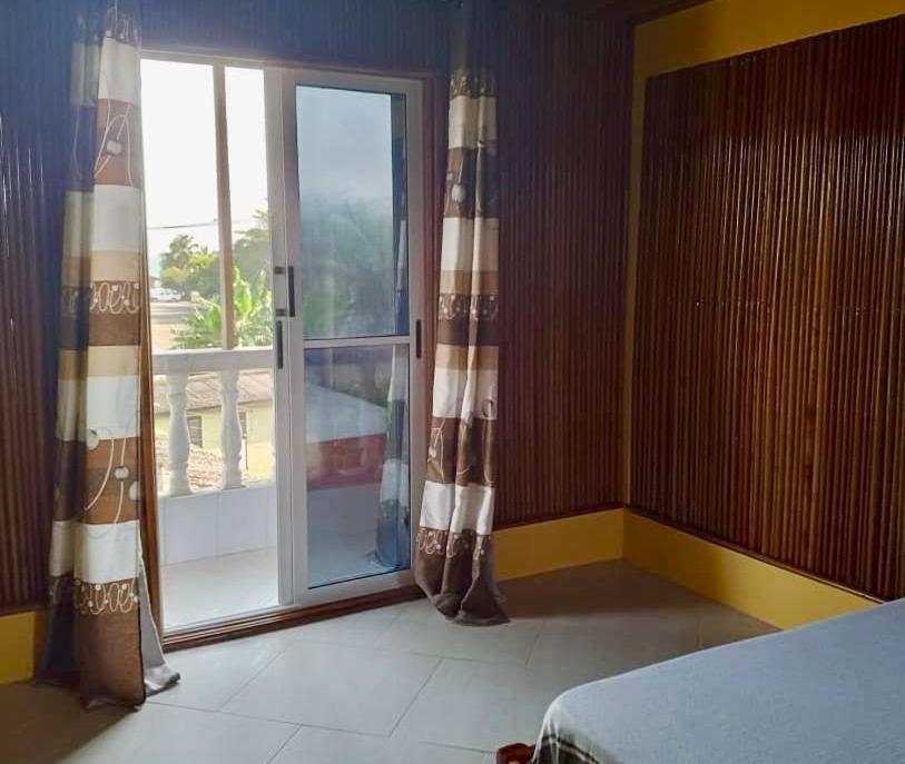 Busua Serenity Haven Lodge מראה חיצוני תמונה