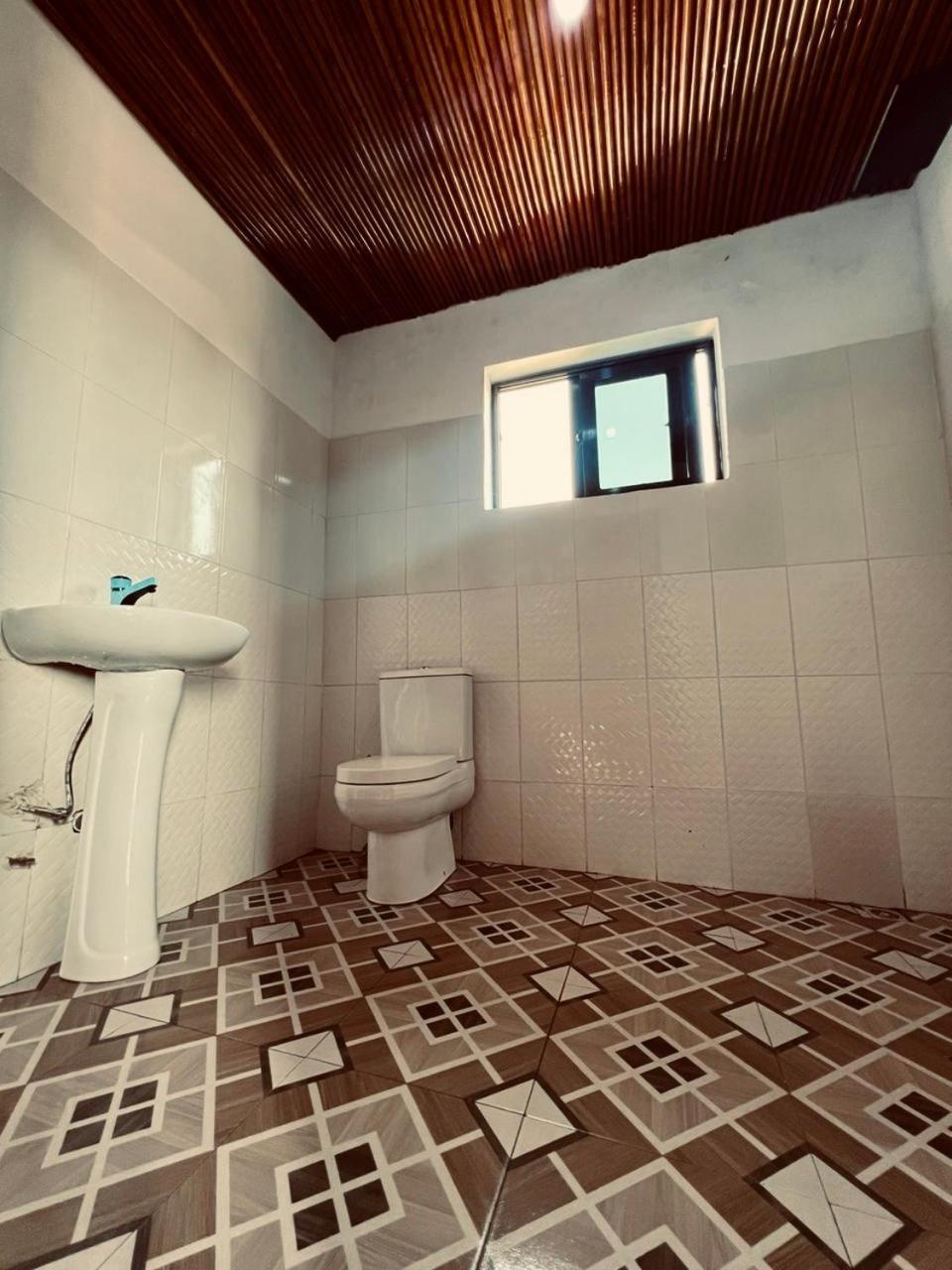 Busua Serenity Haven Lodge מראה חיצוני תמונה