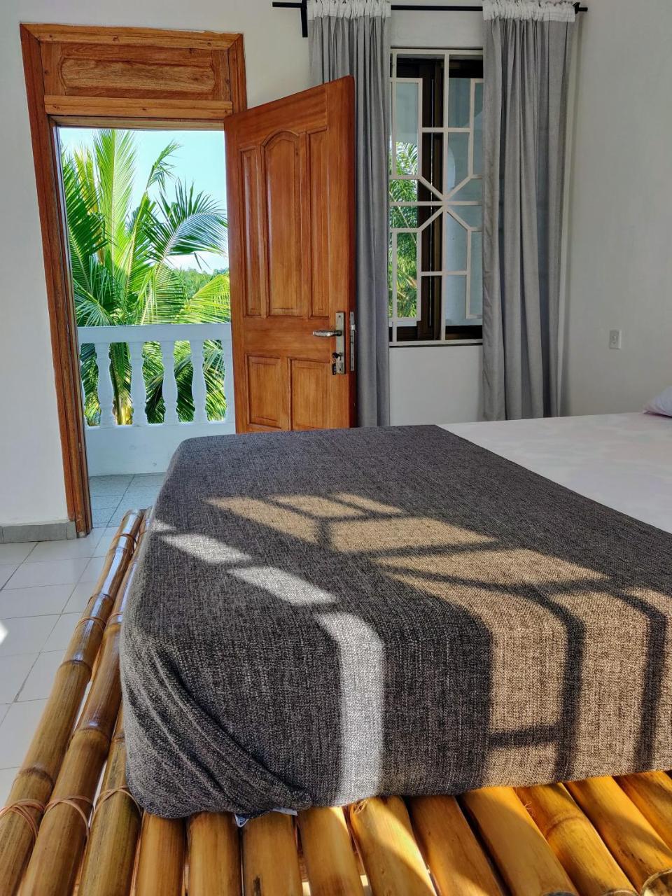 Busua Serenity Haven Lodge מראה חיצוני תמונה